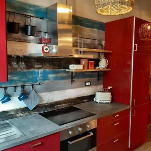 la-cabina.hotelitalianriviera.com/